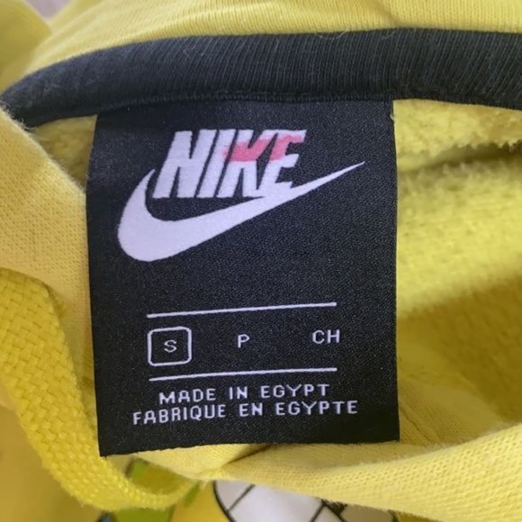 SOLD - Nike x Kyrie Irving Spongebob Pullover Hoodie - Picture 9 of 10